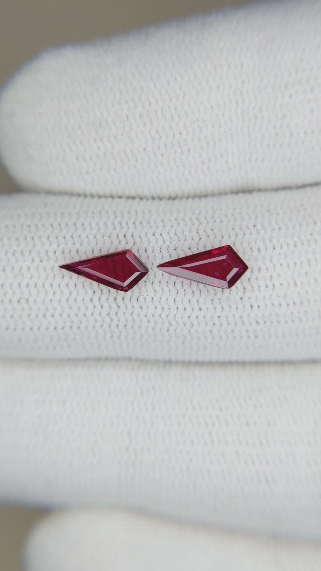 0.96 Ct.Tw.Total Carat Weight Ruby Pair from Mozambique Size Video