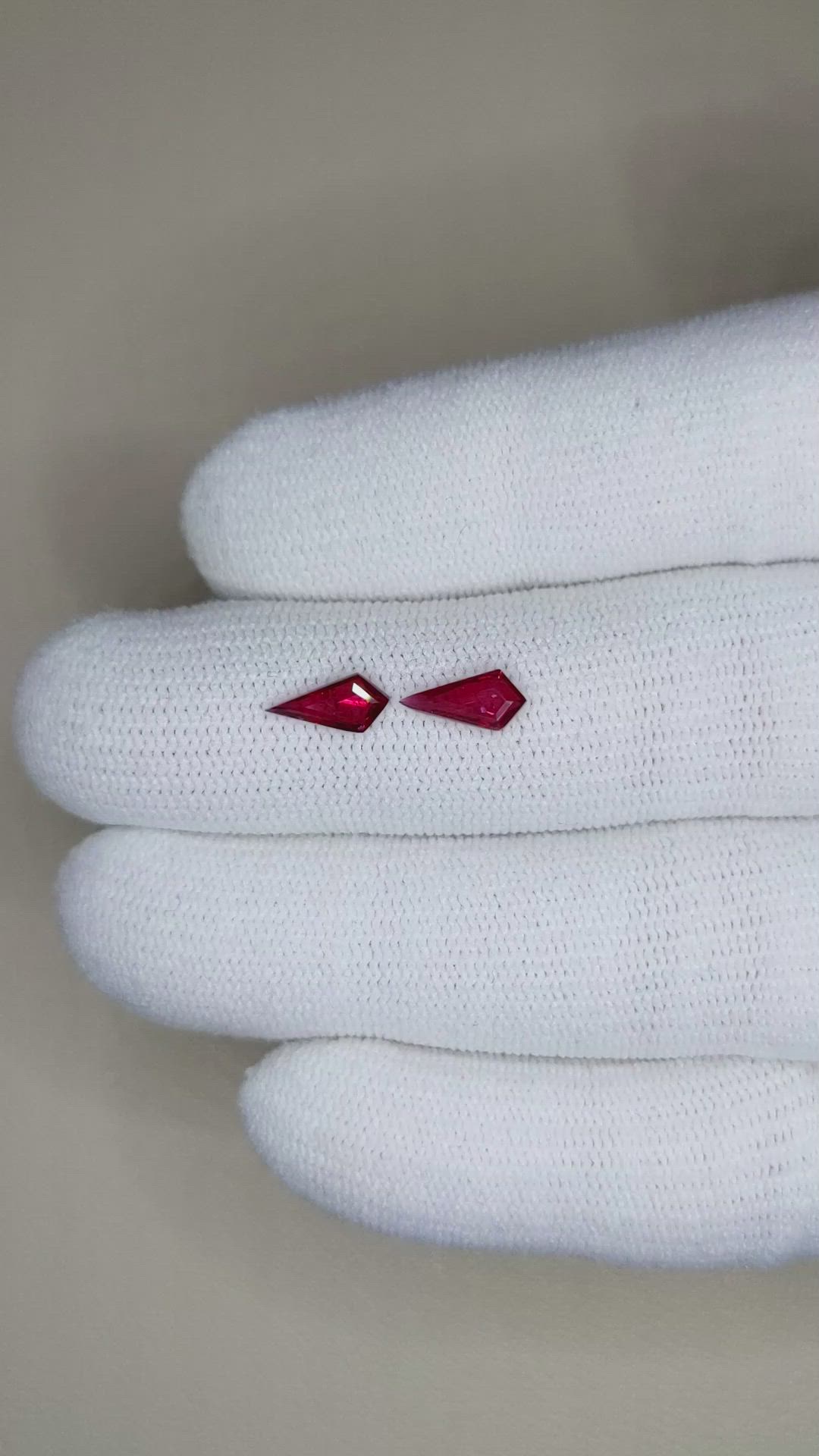 0.96 Ct.Tw.Total Carat Weight Ruby Pair from Mozambique Size Video