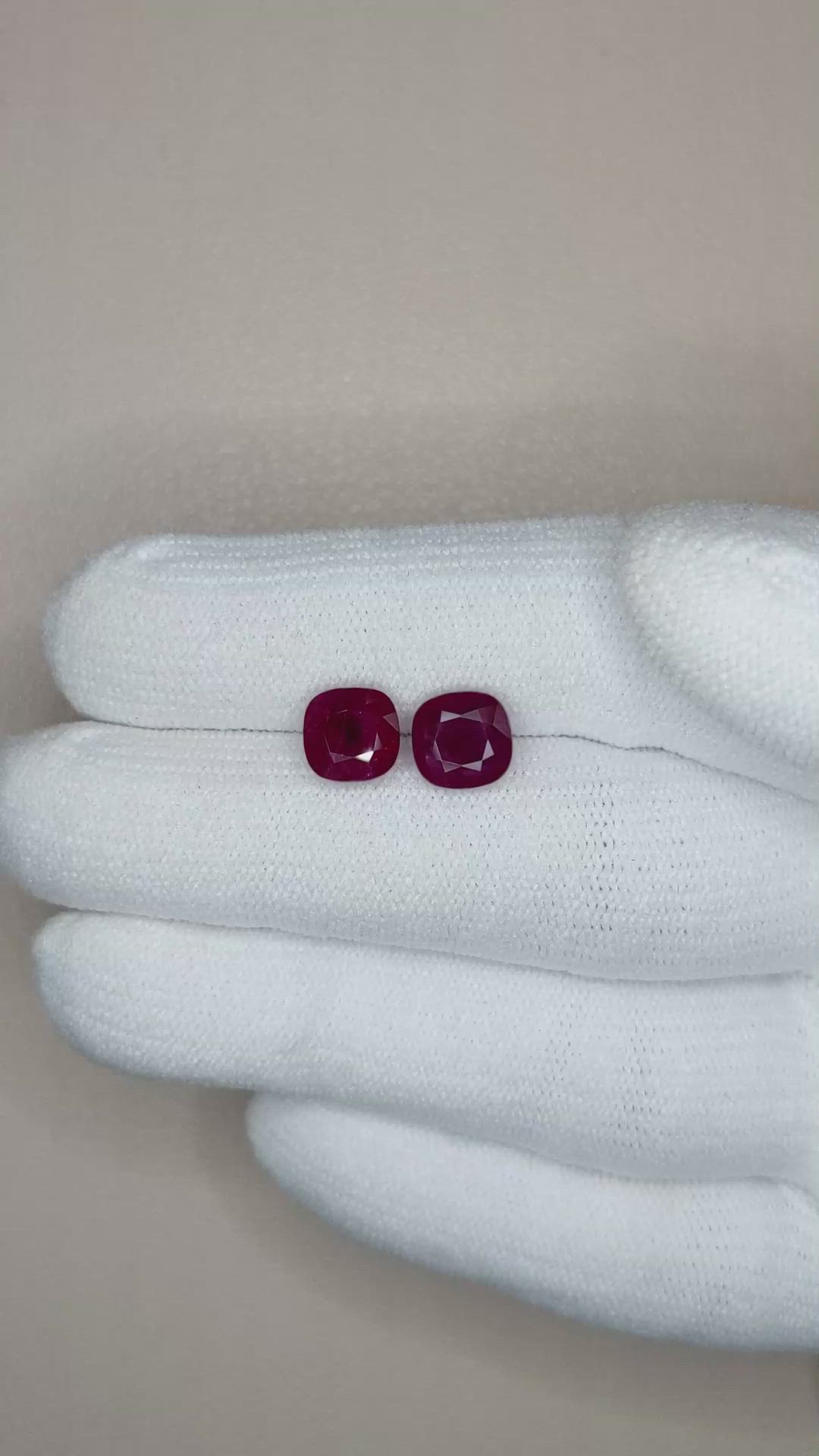 4.09&nbsp;Ct.Tw.Total Carat Weight Ruby Pair from Burma (Myanmar) Size Video