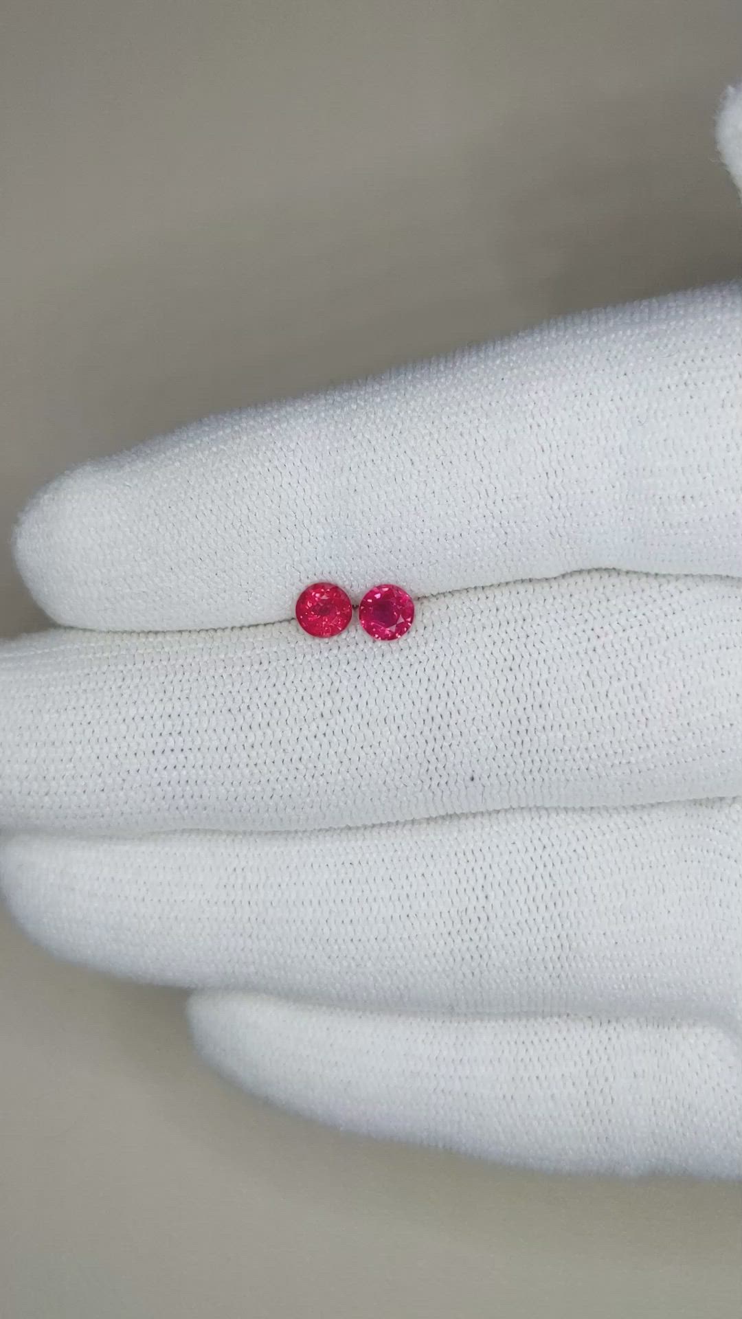 0.79&nbsp;Ct.Tw.Total Carat Weight Ruby Pair from Mozambique Size Video