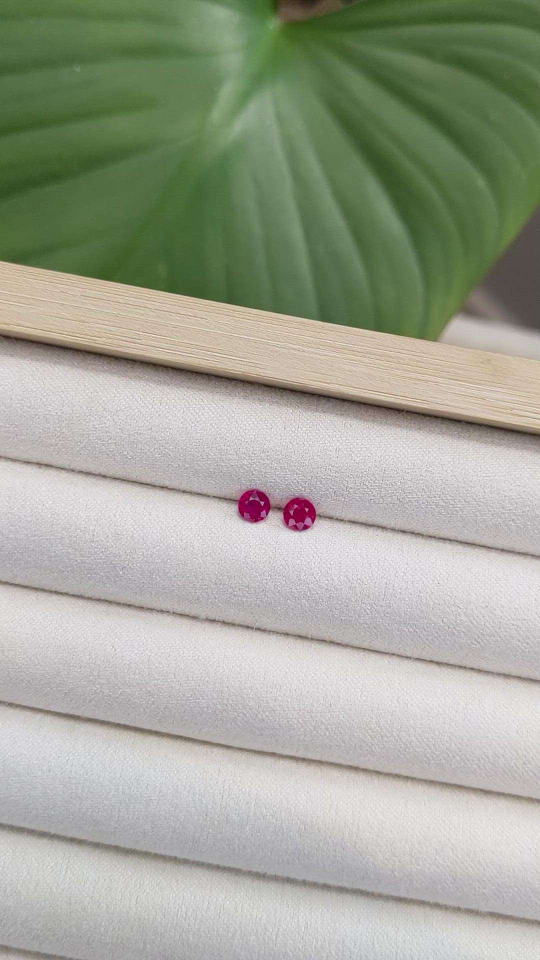 0.79&nbsp;Ct.Tw.Total Carat Weight Ruby Pair from Mozambique Size Video