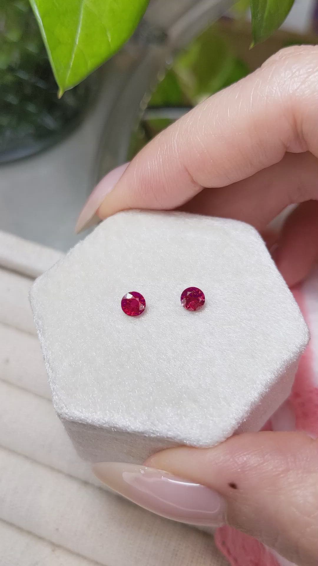 0.67&nbsp;Ct.Tw.Total Carat Weight Ruby Pair from Mozambique Size Video