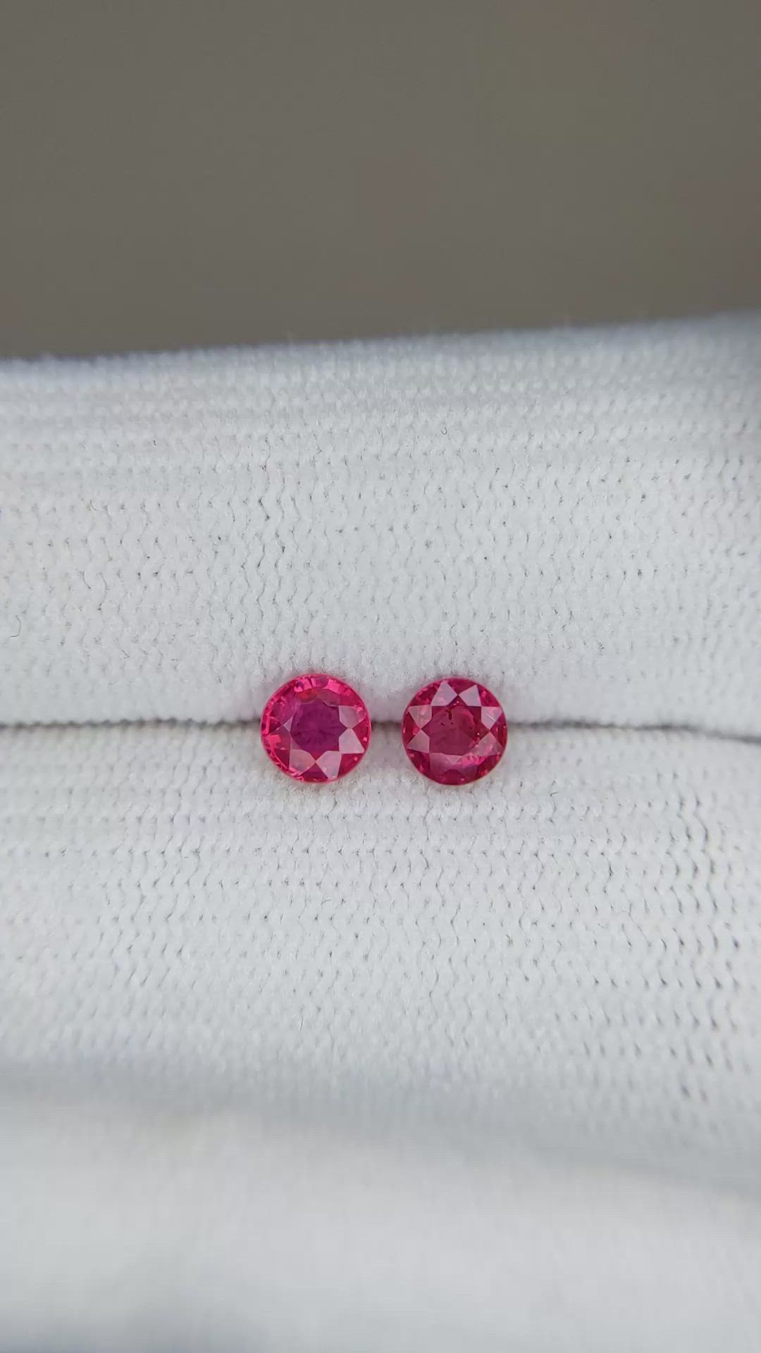 0.67 Ct.Tw.Total Carat Weight Ruby Pair from Thailand Size Video