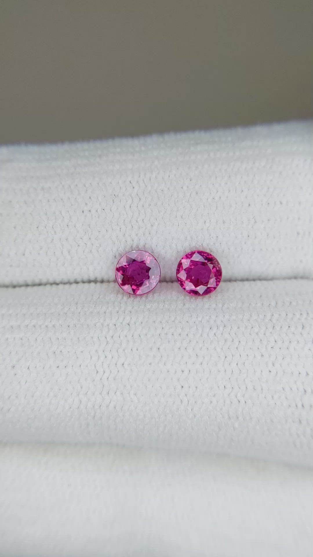 0.86 Ct.Tw.Total Carat Weight Ruby Pair from Thailand Size Video