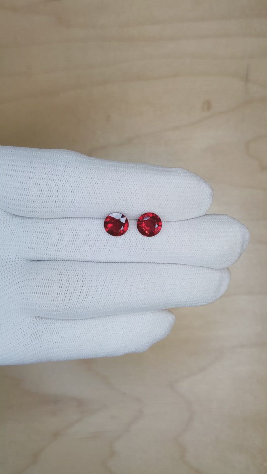 2.83&nbsp;Ct.Tw.Total Carat Weight Ruby Pair from Mozambique Size Video