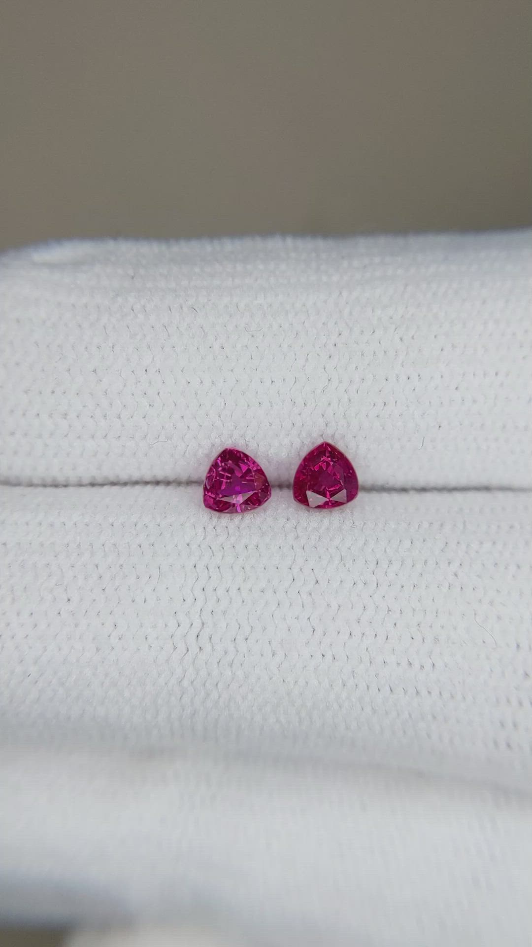 0.60&nbsp;Ct.Tw.Total Carat Weight Ruby Pair from Mozambique Size Video