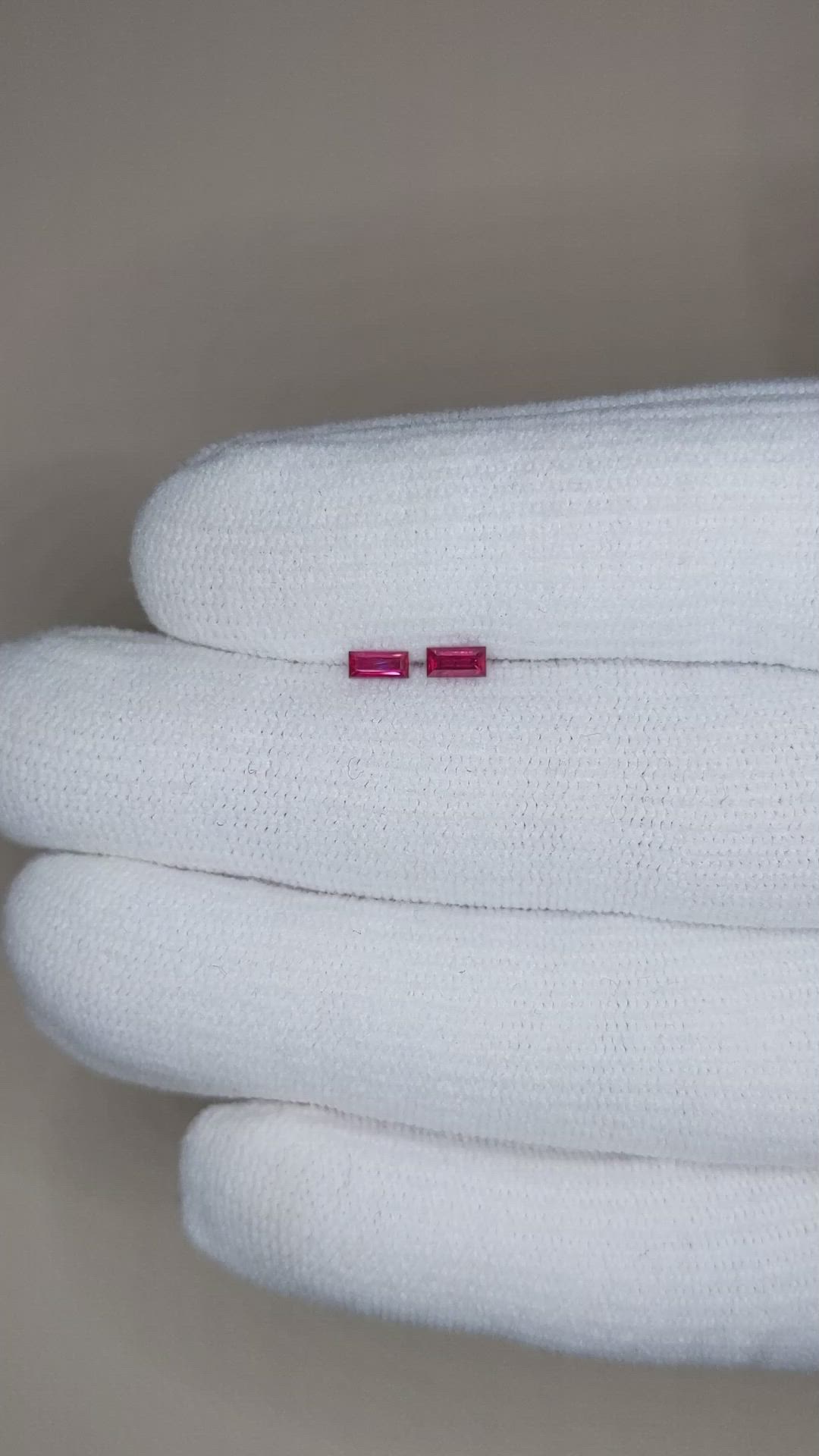 0.34&nbsp;Ct.Tw.Total Carat Weight Pinkish Red Ruby Pair from Mozambique Size Video
