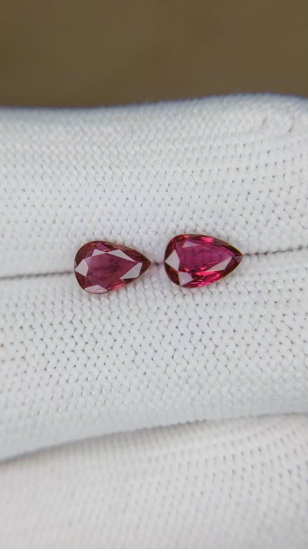 1.97&nbsp;Ct.Tw.Total Carat Weight Ruby Pair from Thailand Size Video