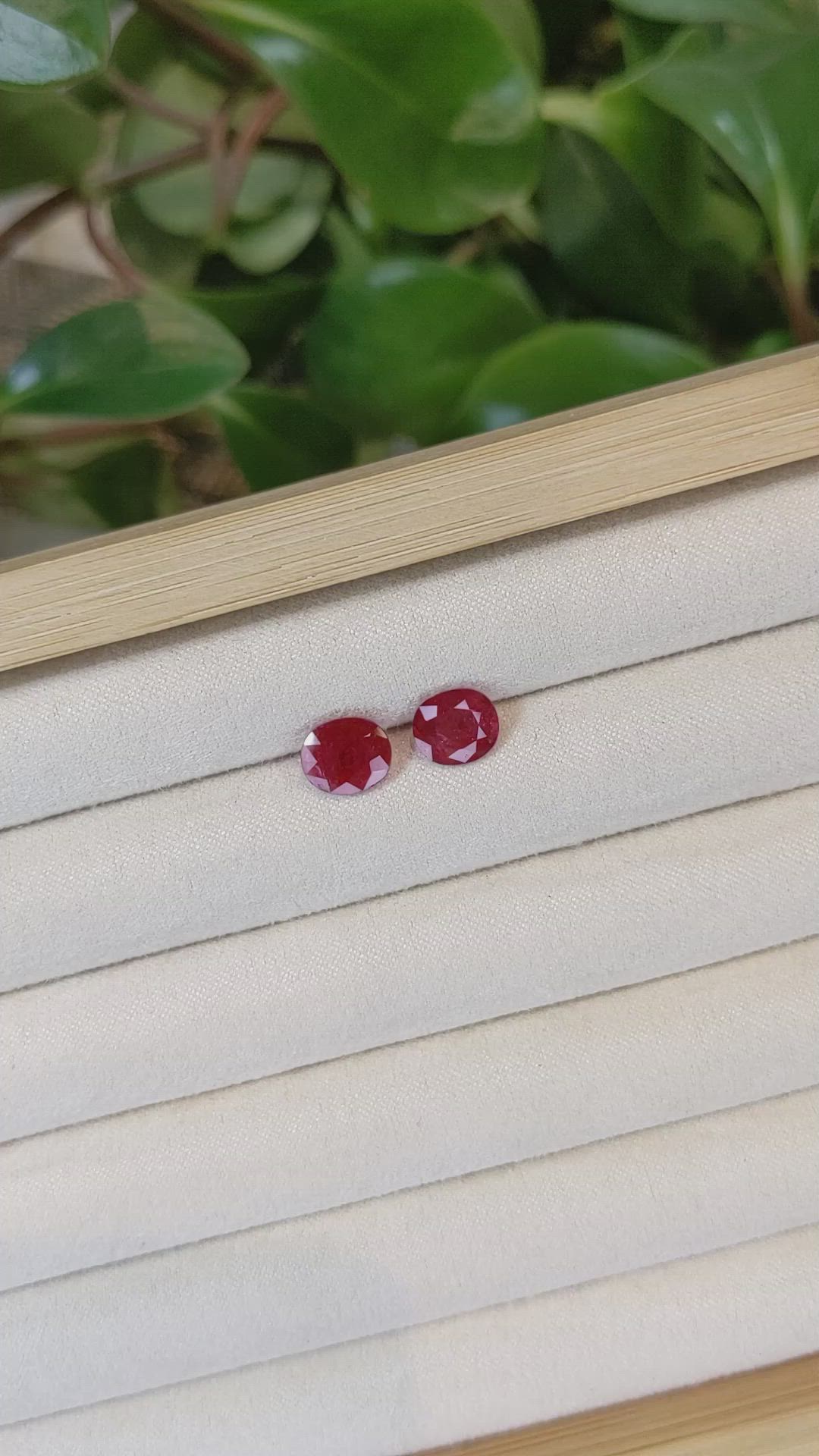 4.06&nbsp;Ct.Tw.Total Carat Weight Pinkish Red Ruby Pair from Mozambique Size Video