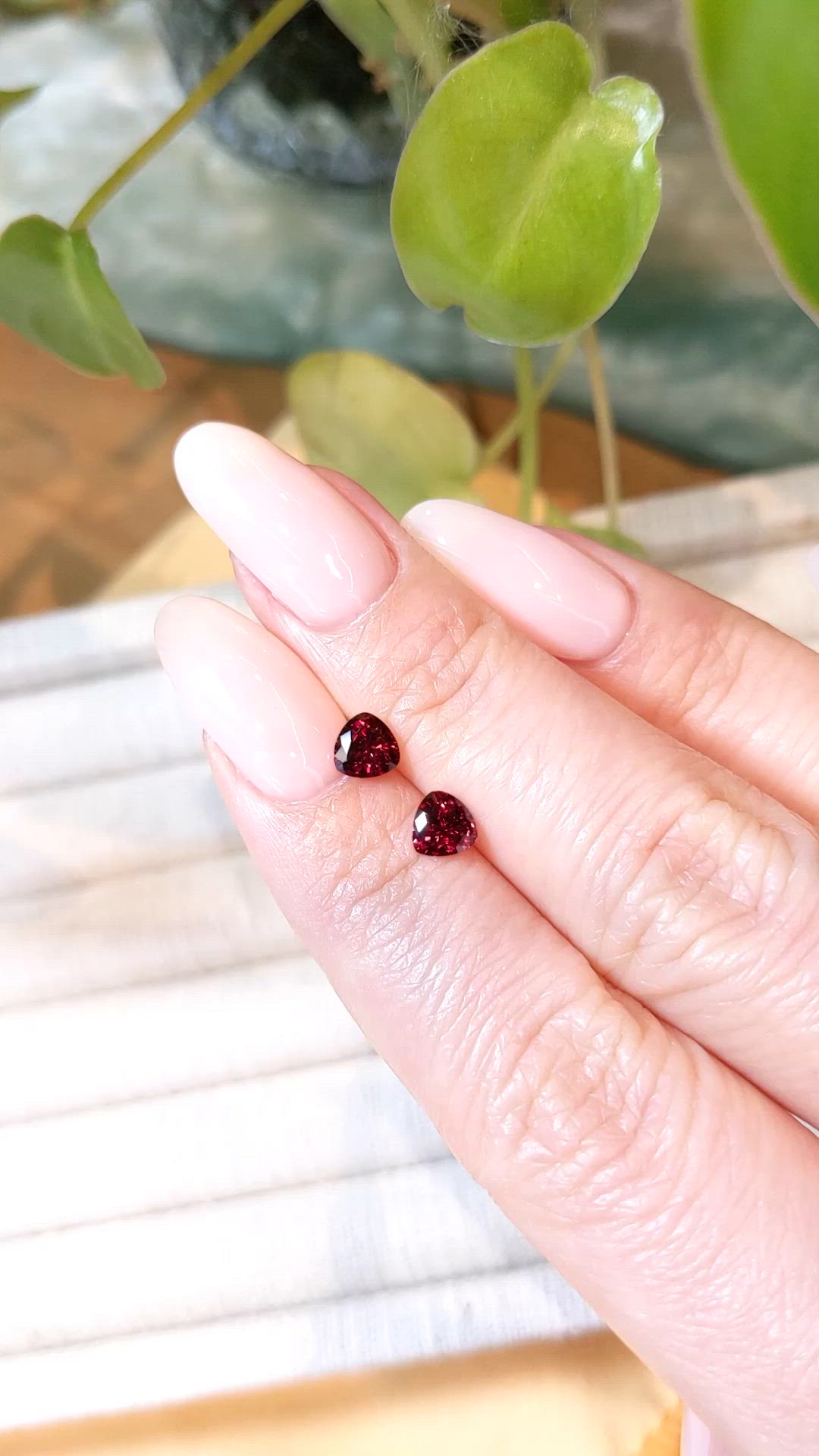 1.37&nbsp;Ct.Tw.Total Carat Weight Ruby Pair from Ceylon (Sri Lanka) Size Video