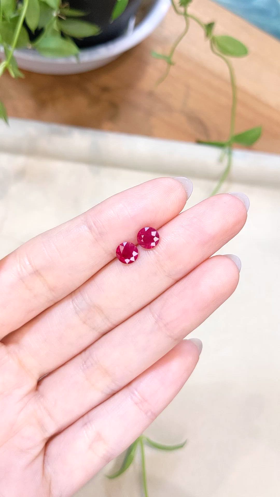 1.78&nbsp;Ct.Tw.Total Carat Weight Ruby Pair from Mozambique Size Video