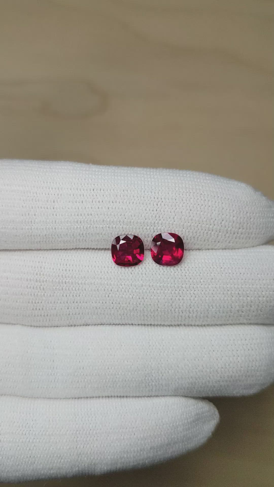 2.52&nbsp;Ct.Tw.Total Carat Weight Ruby Pair from Mozambique Size Video