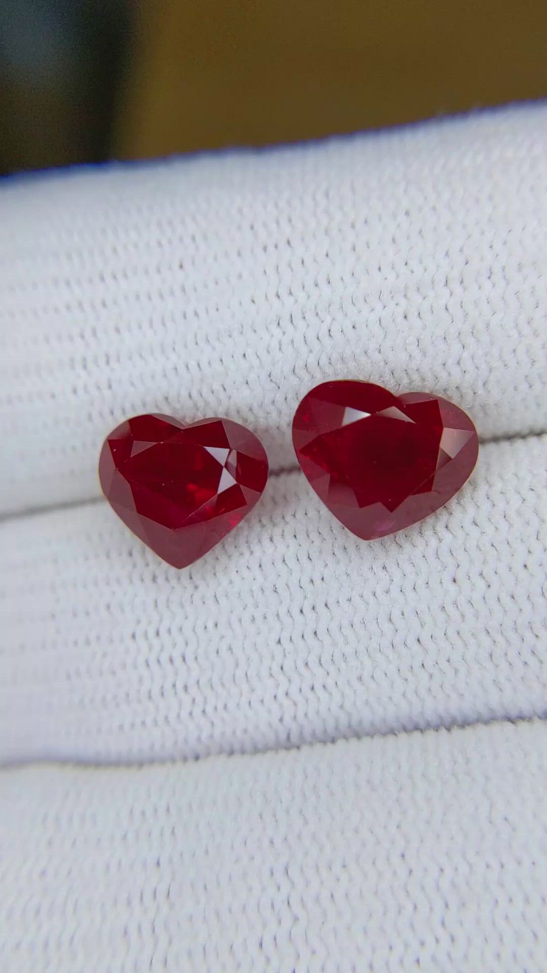 8.08&nbsp;Ct.Tw.Total Carat Weight Ruby Pair from Burma (Myanmar) Size Video