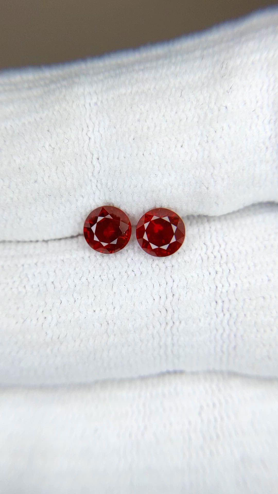 1.43&nbsp;Ct.Tw.Total Carat Weight Ruby Pair from Mozambique Size Video