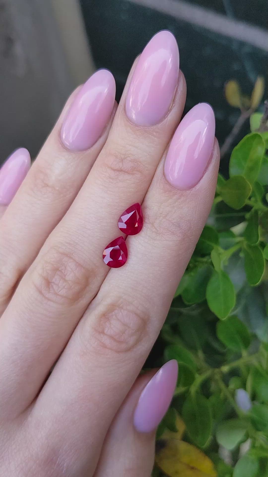 2.56&nbsp;Ct.Tw.Total Carat Weight Ruby Pair from Burma (Myanmar) Size Video