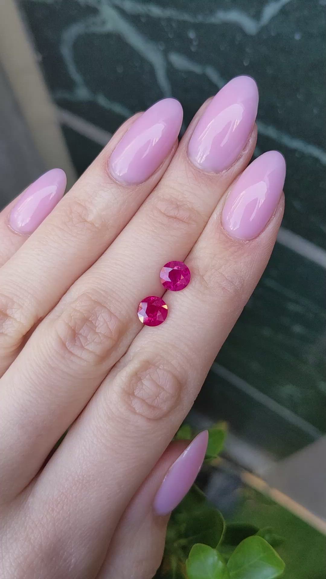 2.43&nbsp;Ct.Tw.Total Carat Weight Pinkish Red Ruby Pair from Burma (Myanmar) Size Video