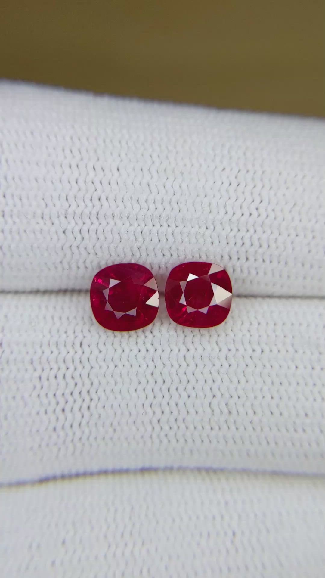 2.54&nbsp;Ct.Tw.Total Carat Weight Ruby Pair from Burma (Myanmar) Size Video