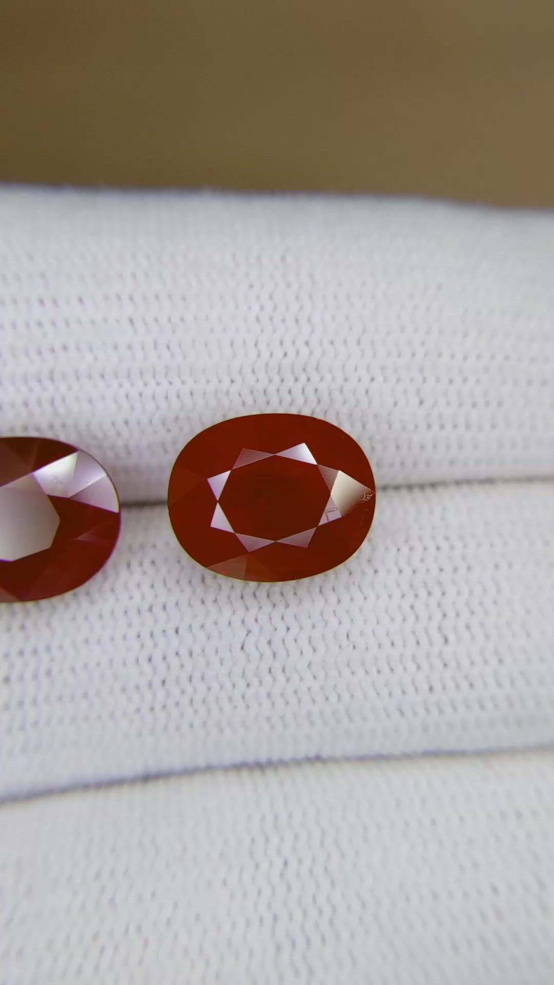 13.08&nbsp;Ct.Tw.Total Carat Weight Ruby Pair from Burma (Myanmar) Size Video