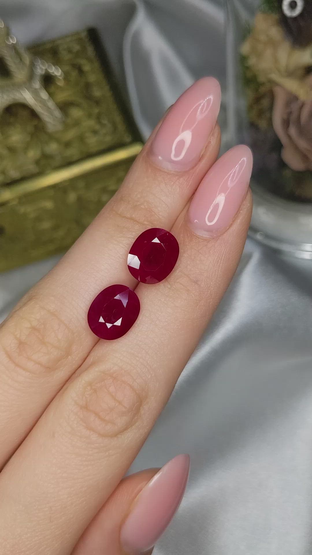 13.08&nbsp;Ct.Tw.Total Carat Weight Ruby Pair from Burma (Myanmar) Size Video