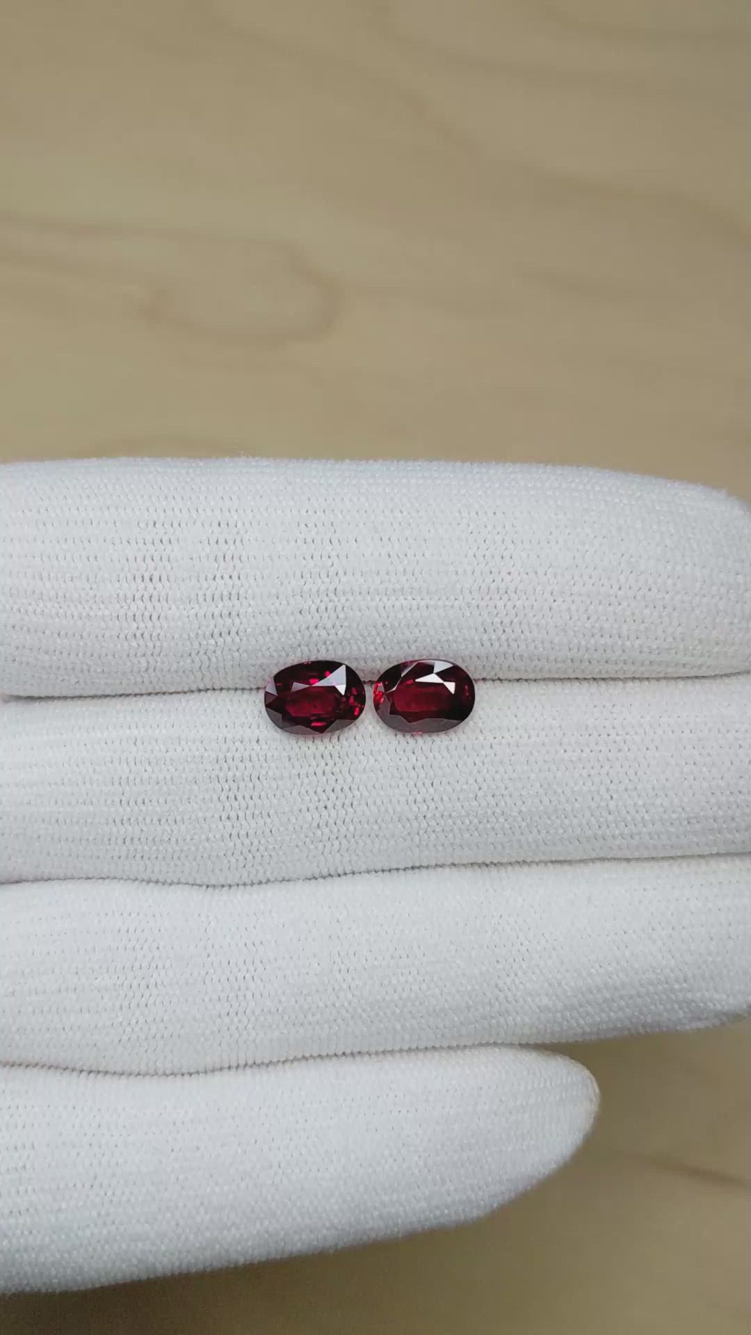 4.16&nbsp;Ct.Tw.Total Carat Weight Ruby Pair from Mozambique Size Video