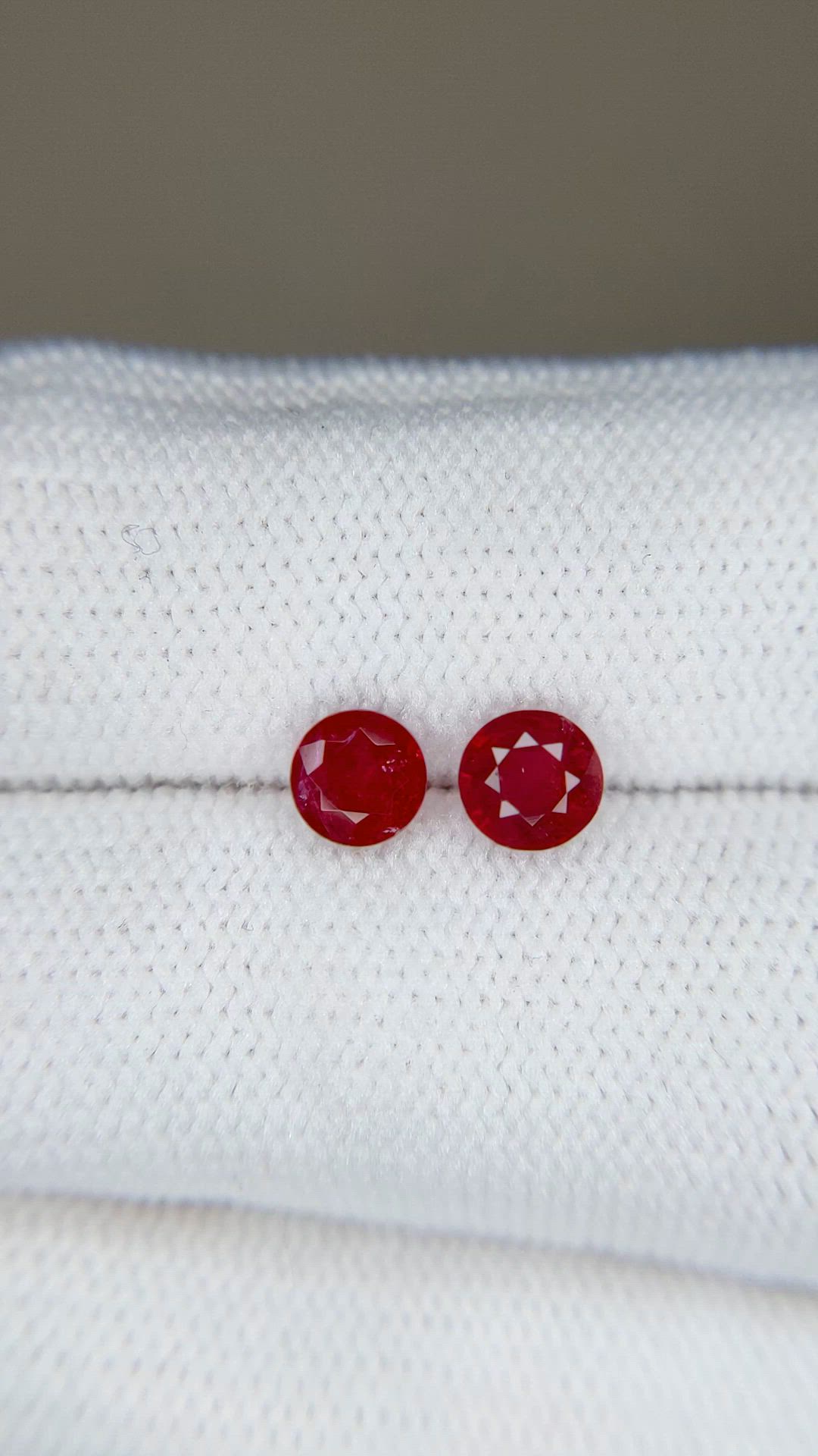 1.39 Ct.Tw.Total Carat Weight Ruby Pair from Mozambique Size Video