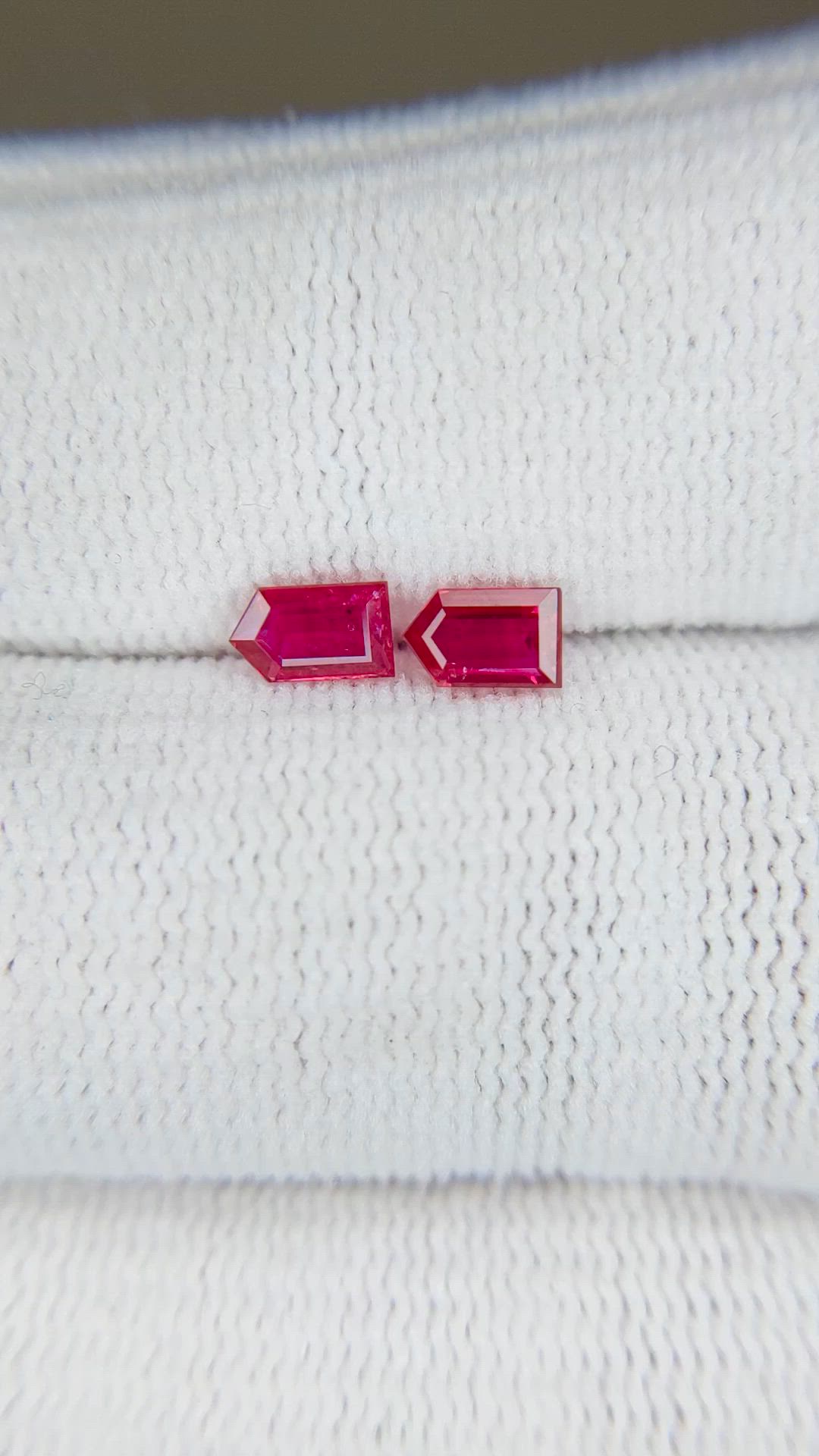 0.80 Ct.Tw.Total Carat Weight Pinkish Red Ruby Pair from Mozambique Size Video