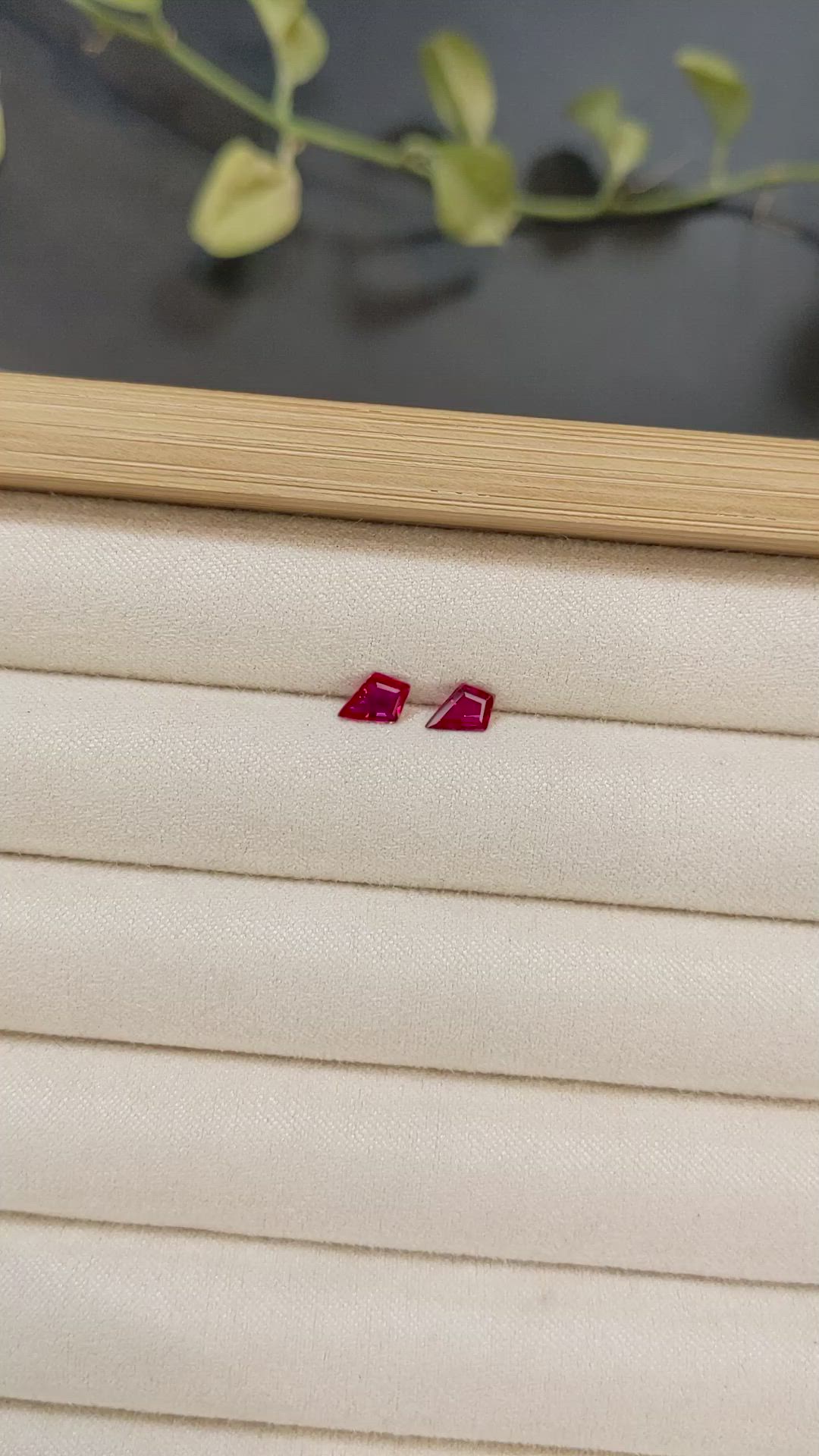 0.82&nbsp;Ct.Tw.Total Carat Weight Pinkish Red Ruby Pair from Mozambique Size Video