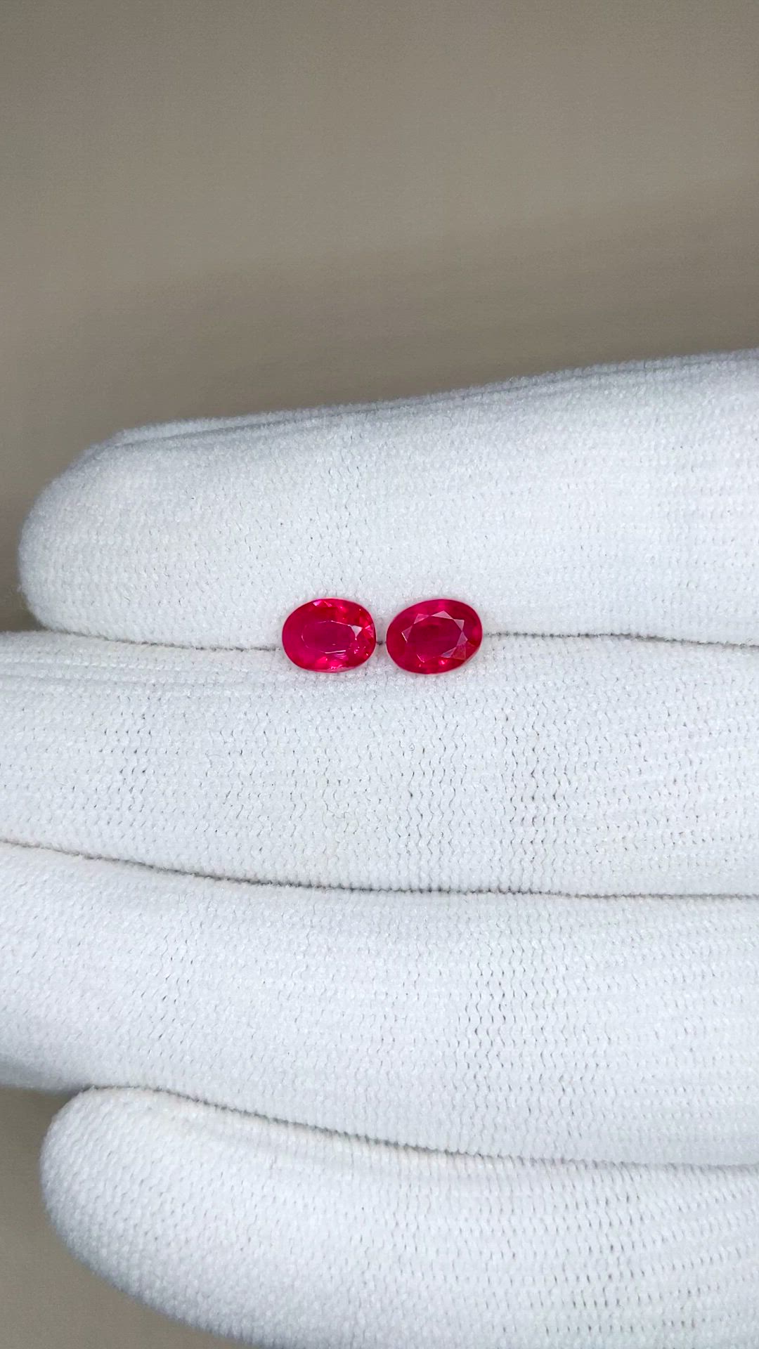 2.05&nbsp;Ct.Tw.Total Carat Weight Pinkish Red Ruby Pair from Mozambique Size Video
