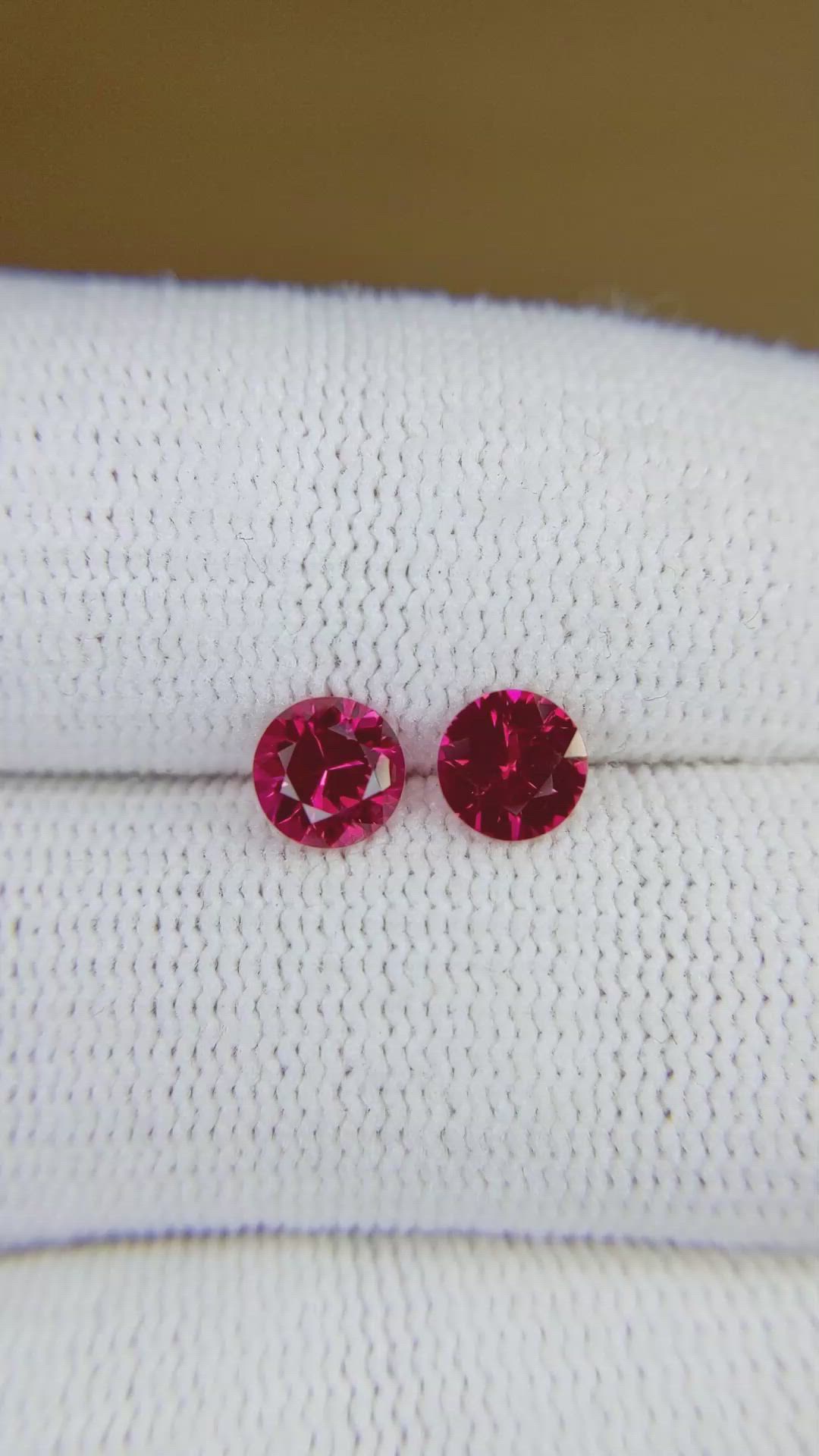 1.28&nbsp;Ct.Tw.Total Carat Weight Pinkish Red Ruby Pair from Burma (Myanmar) Size Video
