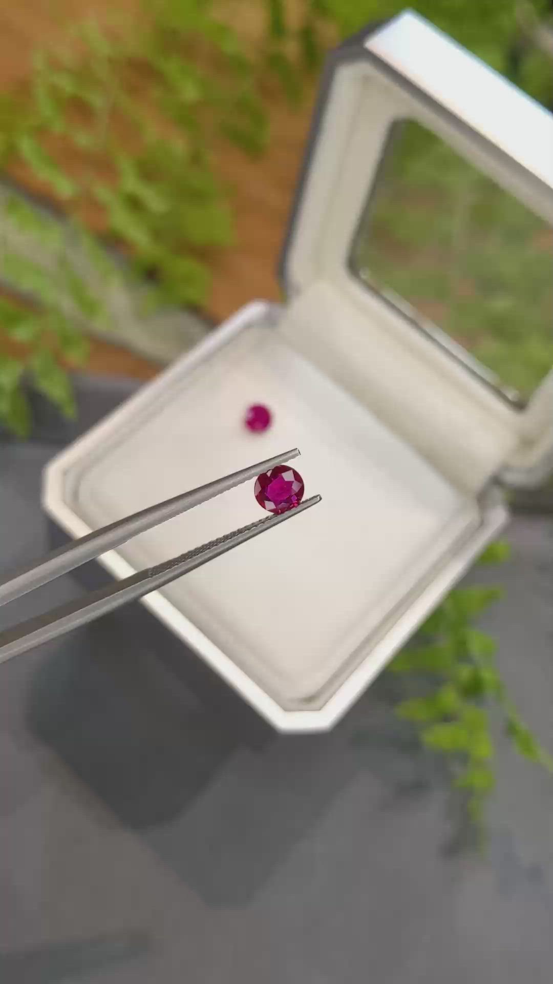 1.29&nbsp;Ct.Tw.Total Carat Weight Purplish Red Ruby Pair from Mozambique Size Video