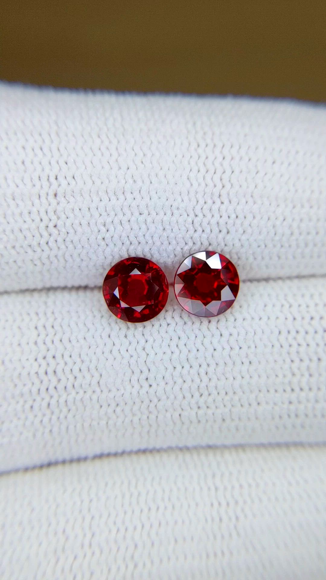 2.05&nbsp;Ct.Tw.Total Carat Weight Ruby Pair from Mozambique Size Video