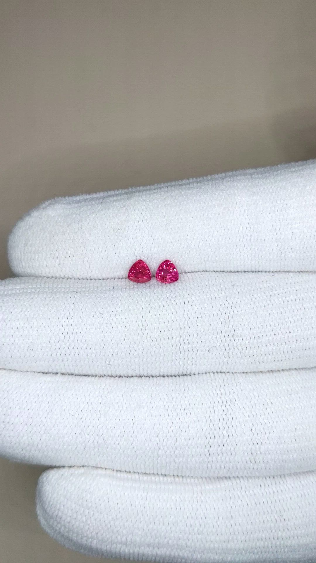 0.71&nbsp;Ct.Tw.Total Carat Weight Ruby Pair from Mozambique Size Video