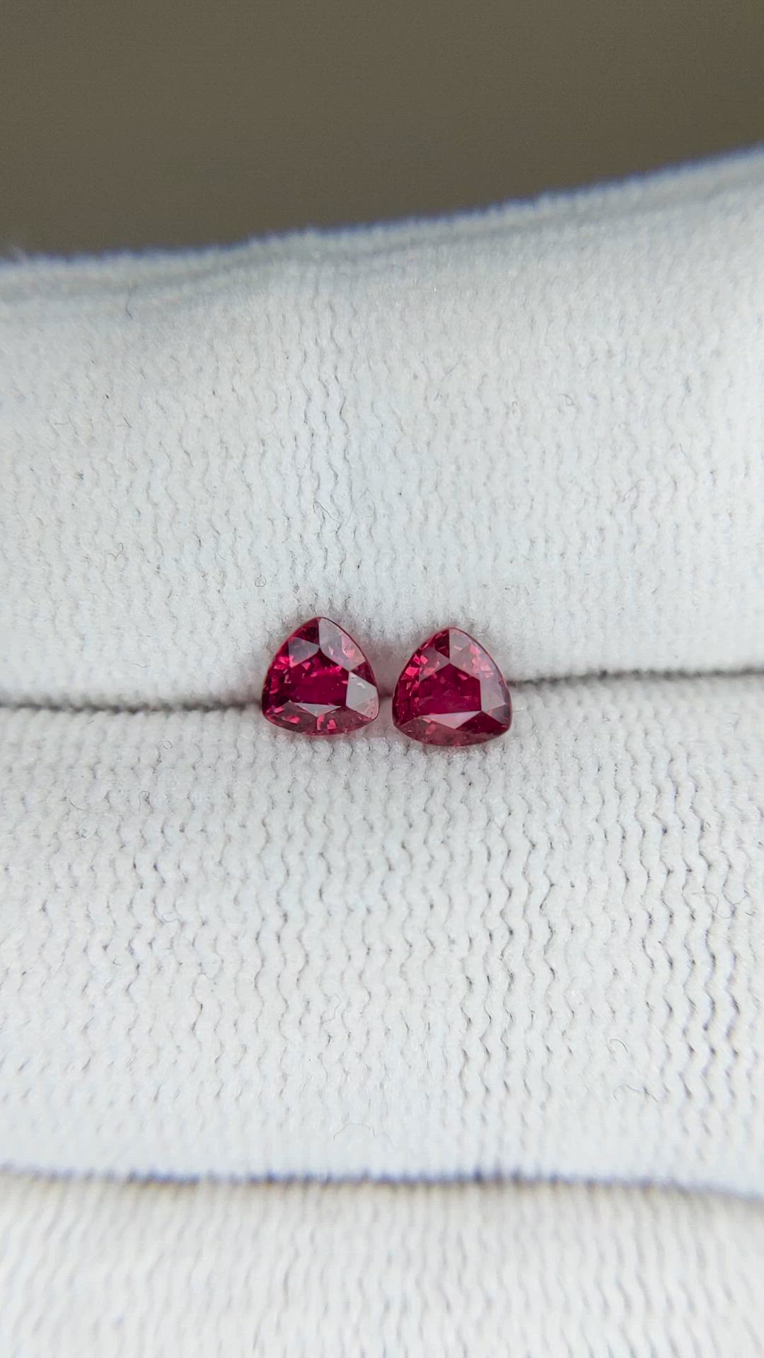 0.85&nbsp;Ct.Tw.Total Carat Weight Purplish Red Ruby Pair from Mozambique Size Video