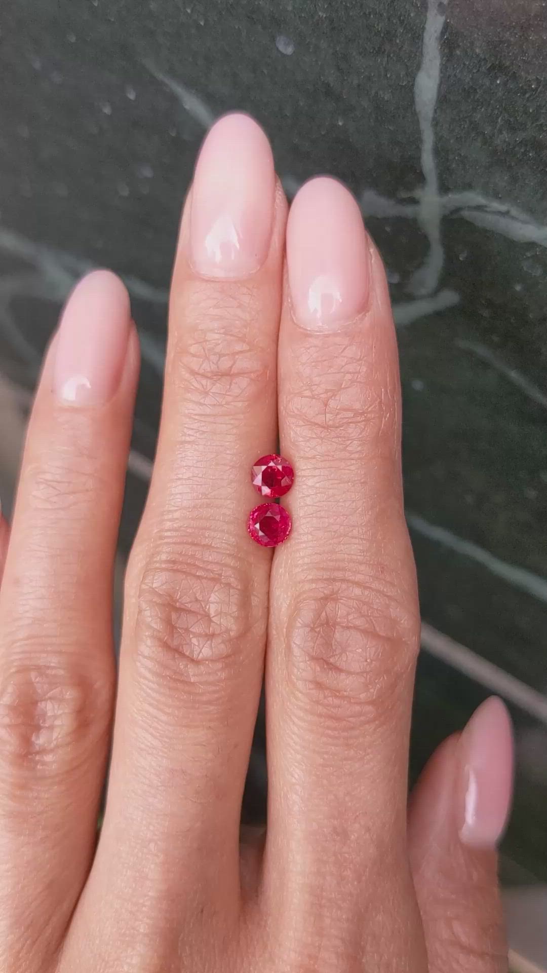 1.13&nbsp;Ct.Tw.Total Carat Weight Ruby Pair from Mozambique Size Video