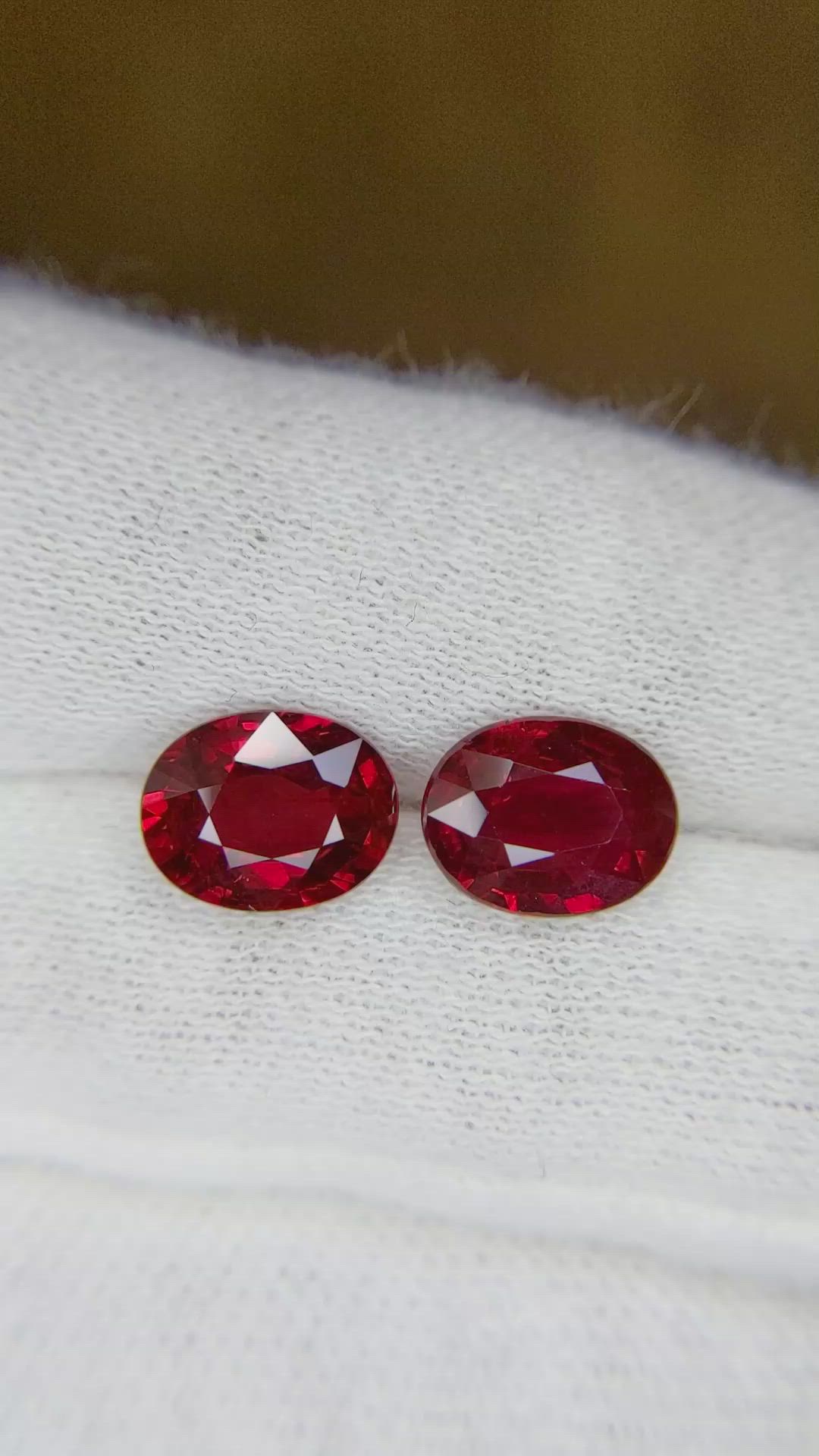 4.70&nbsp;Ct.Tw.Total Carat Weight Ruby Pair from Mozambique Size Video
