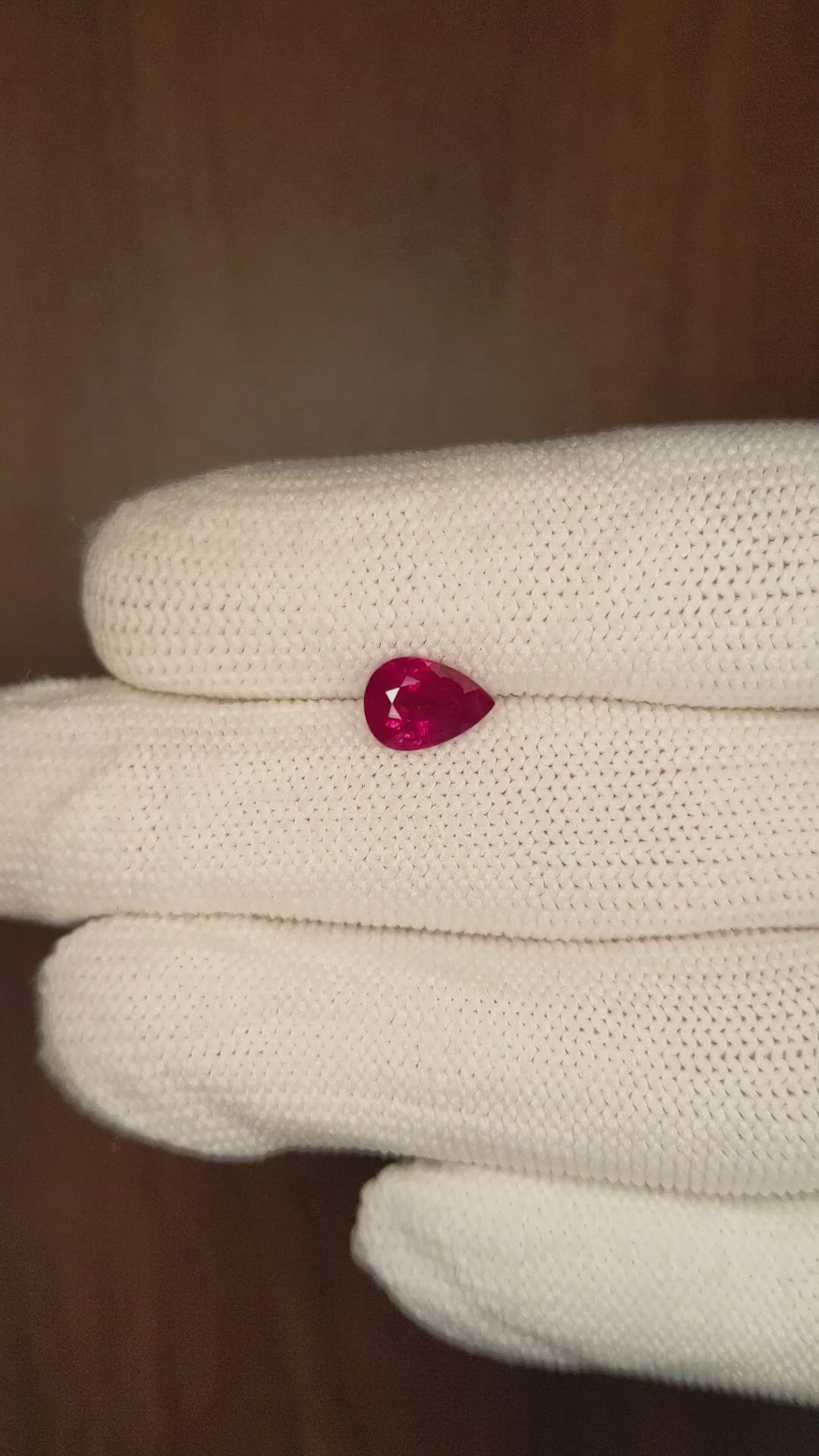 1.52 Ct. Ruby from Burma (Myanmar) Size Video
