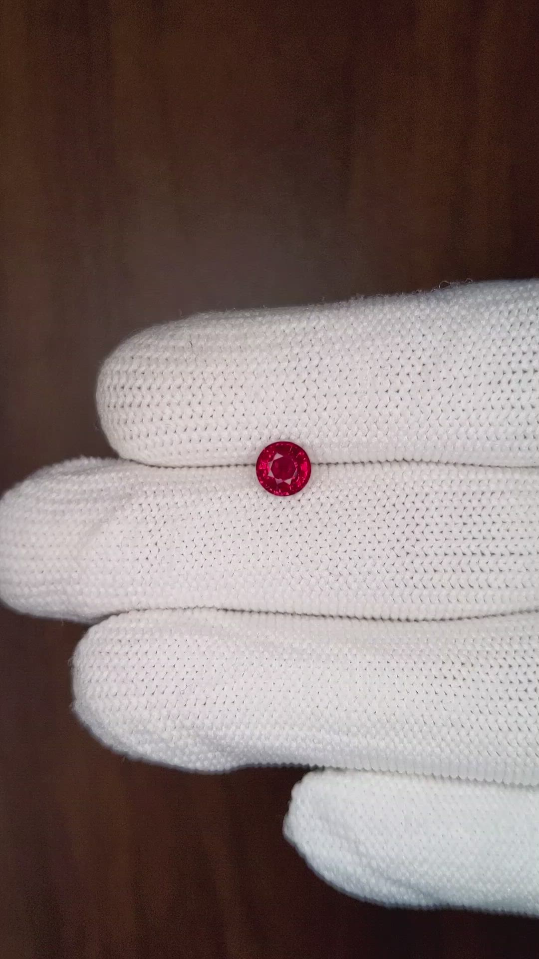 0.85 Ct. Ruby from Thailand Size Video