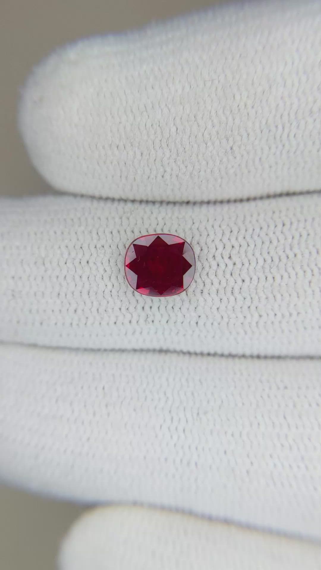 1.00 Ct. Ruby from Mozambique Size Video