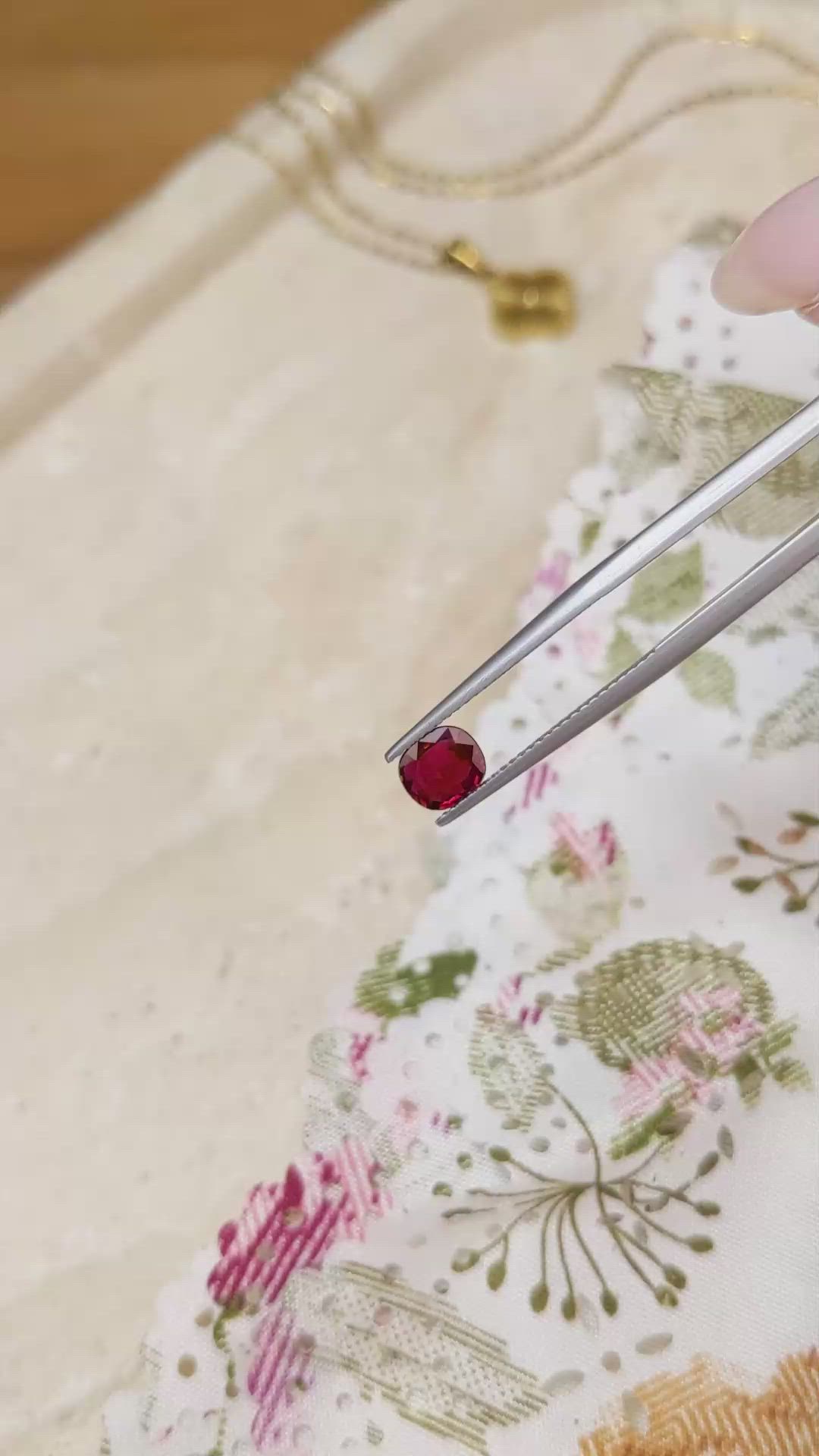 1.00 Ct. Ruby from Mozambique Size Video