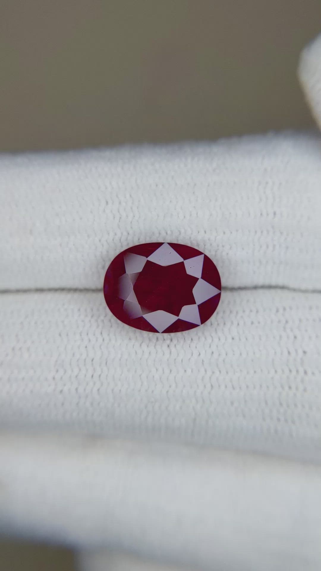 4.02 Ct. Ruby from Thailand Size Video