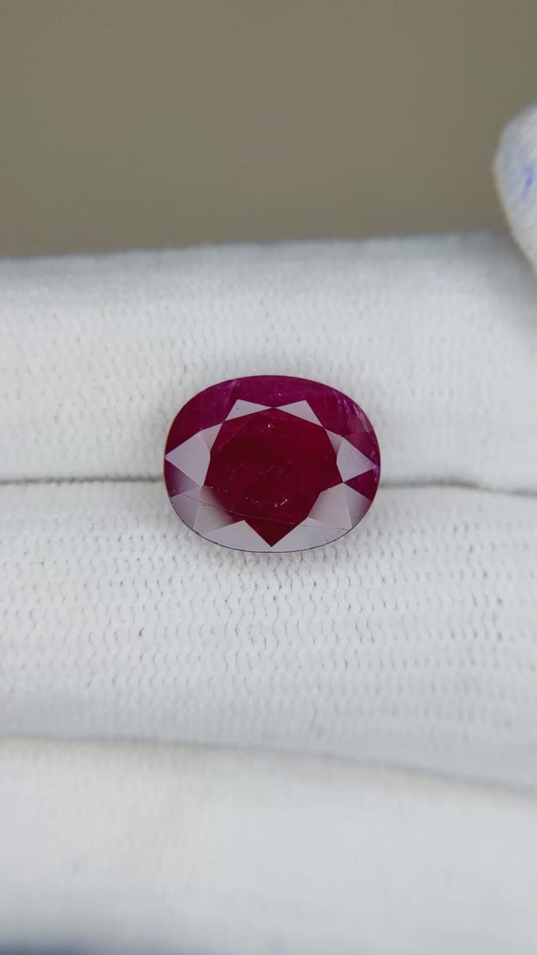 5.61 Ct. Ruby from Mozambique Size Video