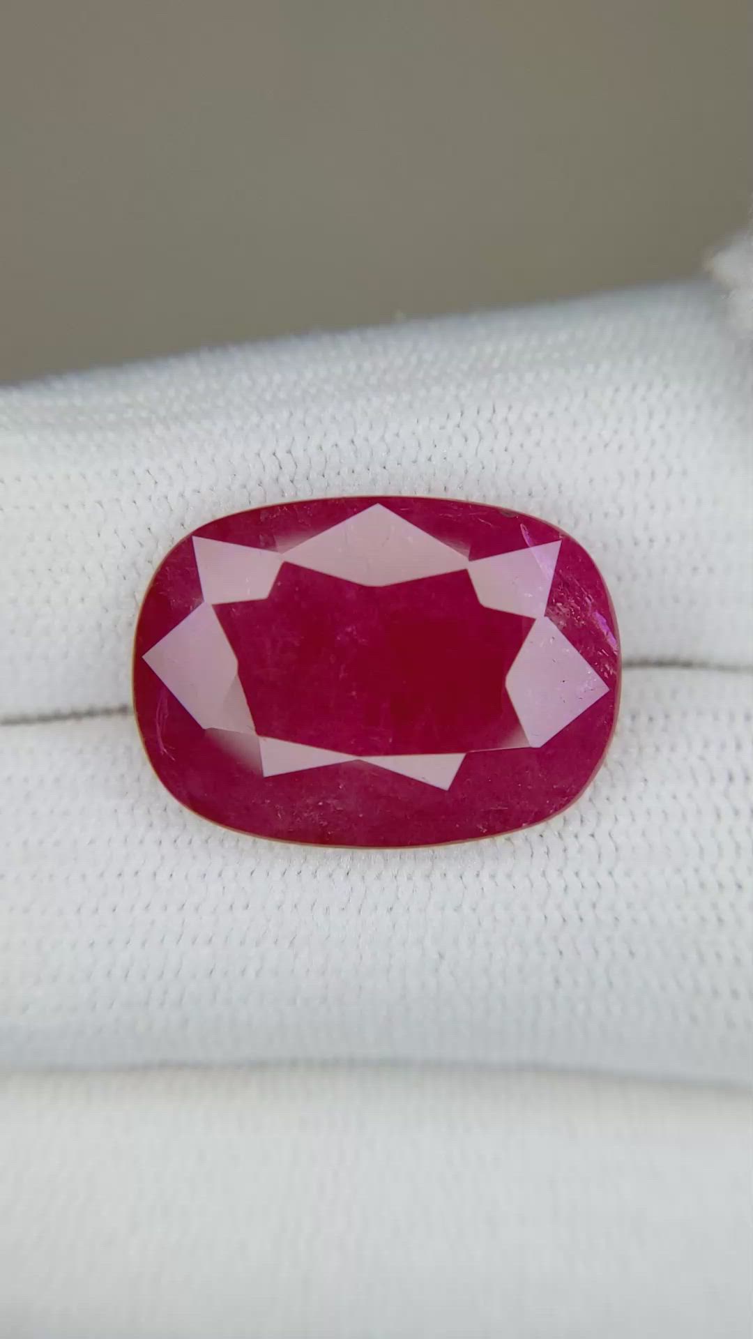 11.55 Ct. Ruby from Mozambique Size Video