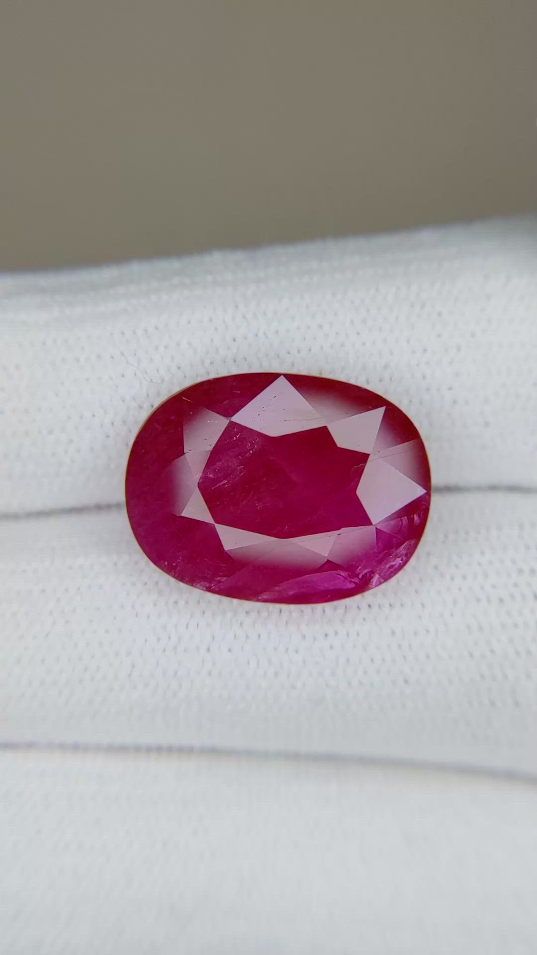 10.73 Ct. Ruby from Mozambique Size Video