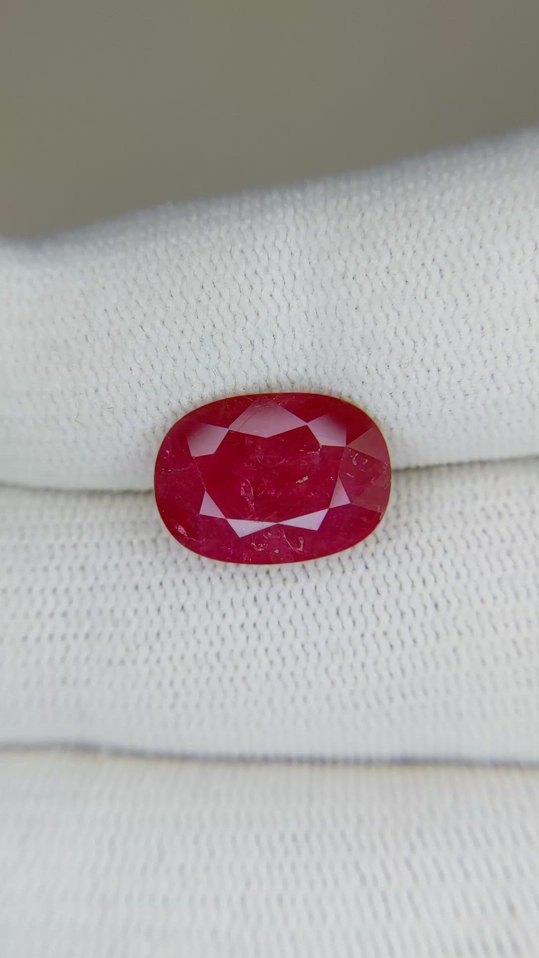 4.40 Ct. Ruby from Mozambique Size Video