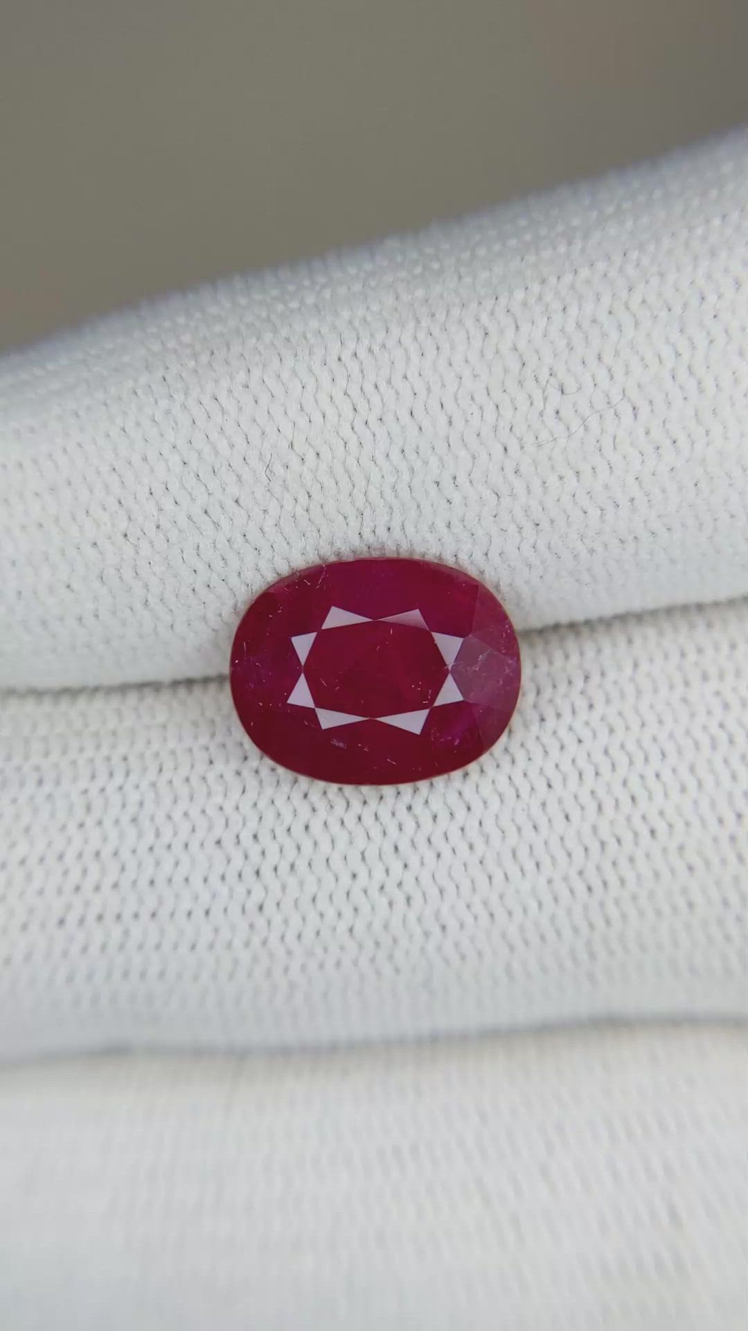 4.35 Ct. Ruby from Mozambique Size Video