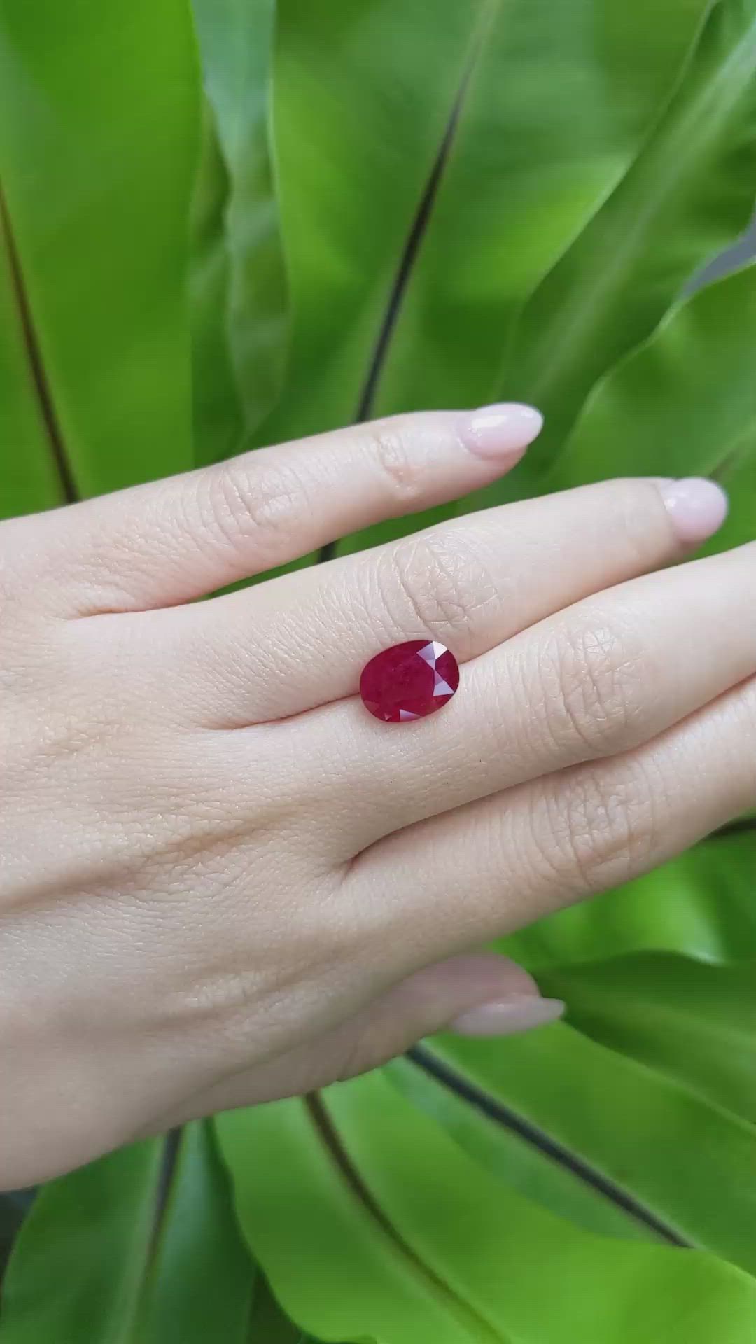 3.40 Ct. Ruby from Mozambique Size Video