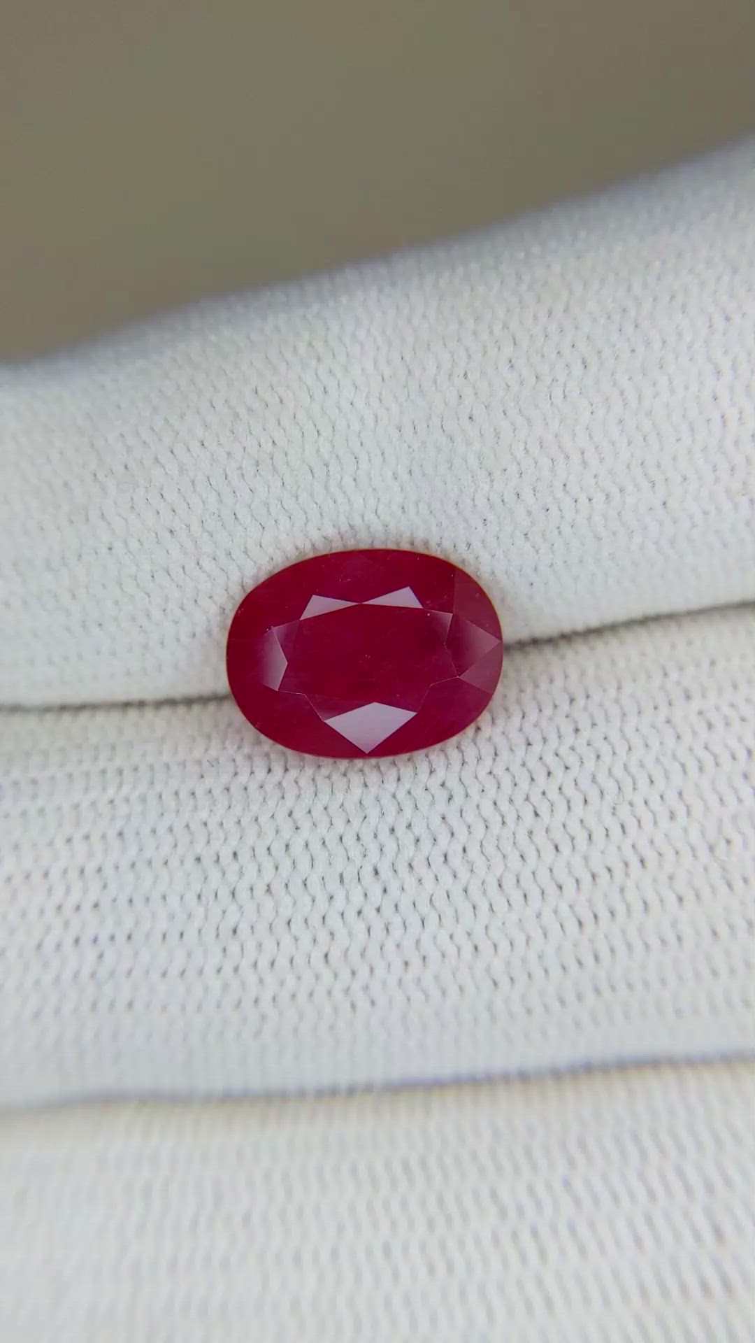 3.40 Ct. Ruby from Mozambique Size Video