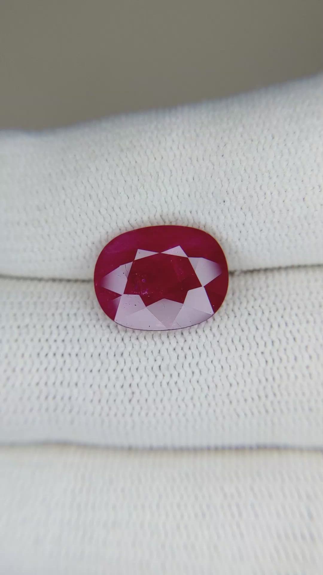 5.06 Ct. Ruby from Mozambique Size Video