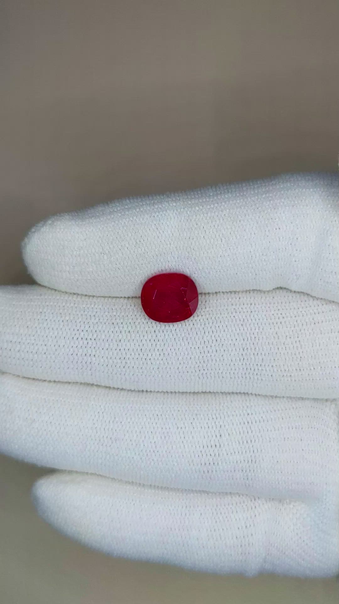 4.05 Ct. Ruby from Mozambique Size Video