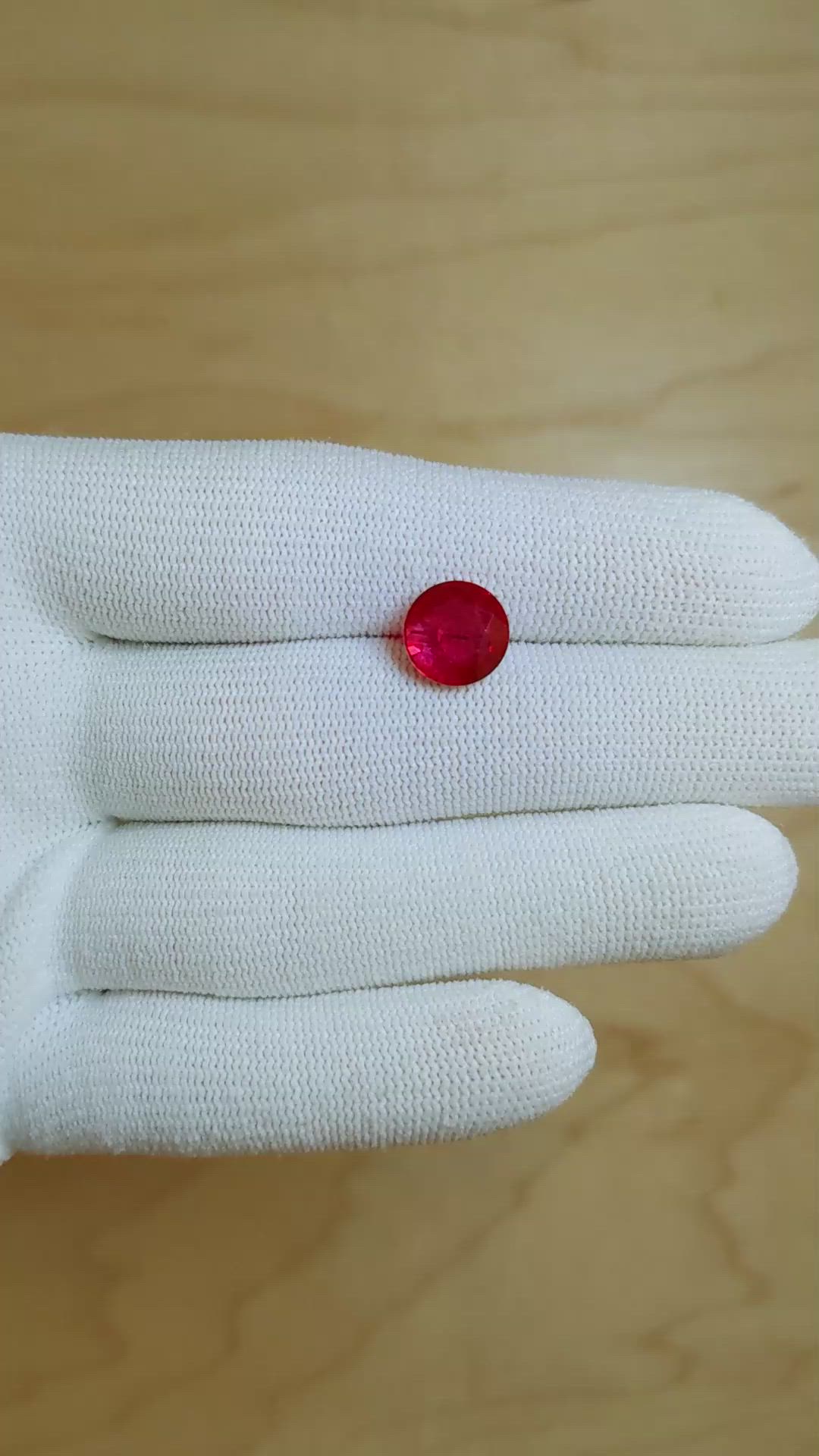 4.05 Ct. Ruby from Madagascar Size Video